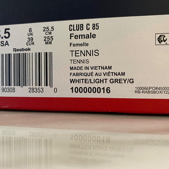 New size 8 1/2 Reebok Classics with box - Picture 5 of 6